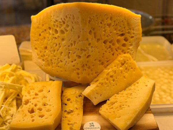 Gravyer Peyniri