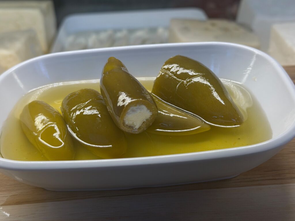 Peynir Dolgulu Kurutulmuş Biber (Yeşil)