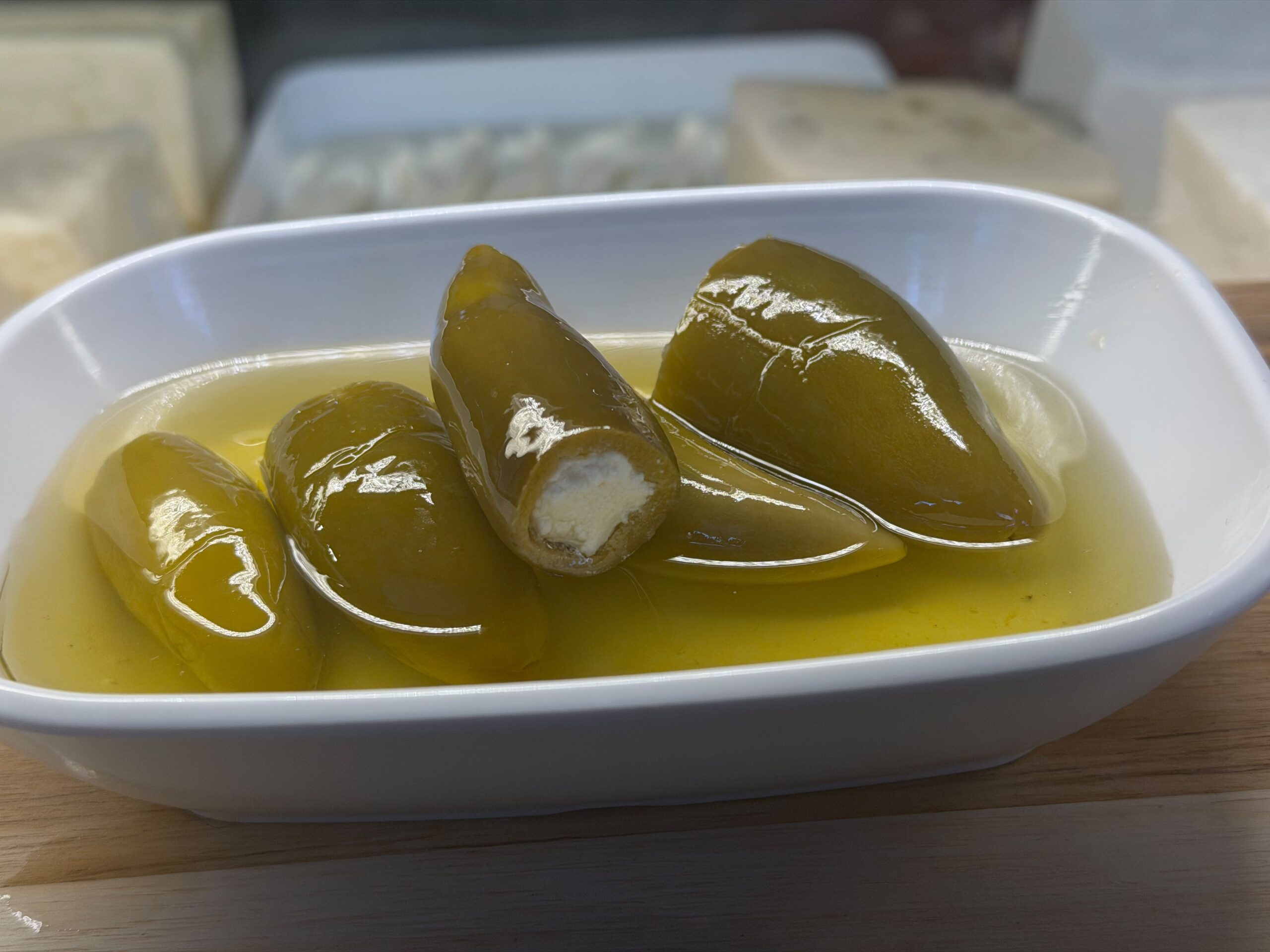 Peynir Dolgulu Kurutulmuş Biber (Yeşil)